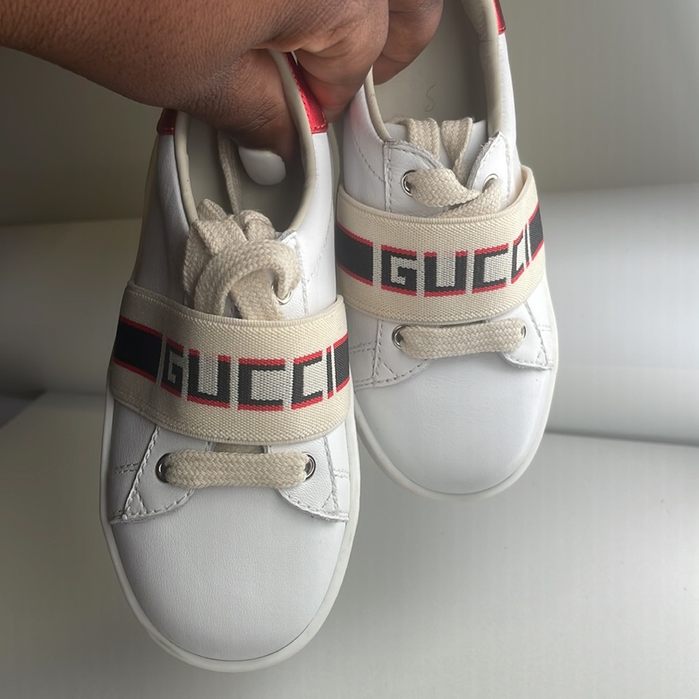 Gucci kids - Children’s Ace sneaker size 24 worn ONCE.
